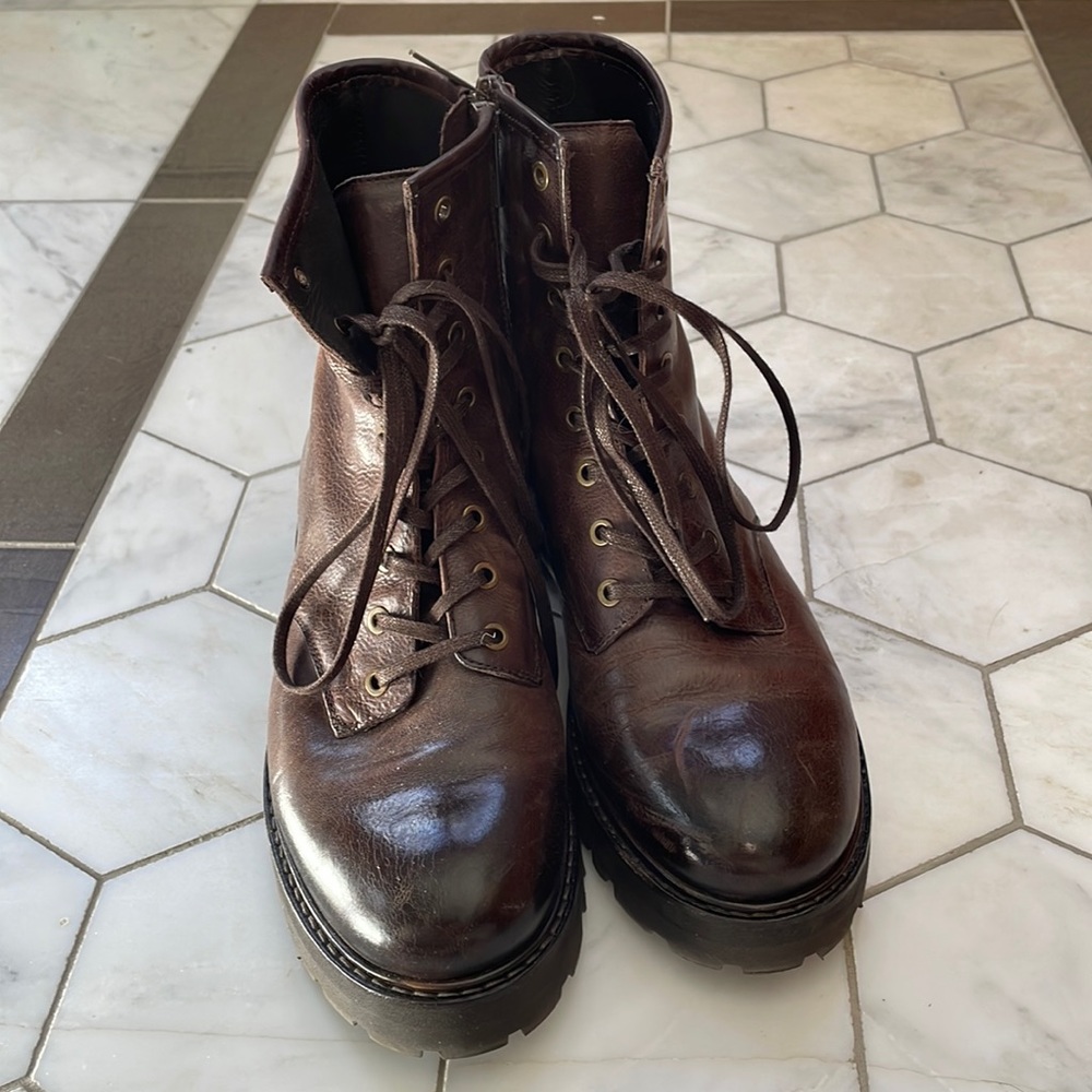 Brown Thursday combat boots. Size 9. Worn once. Leather.